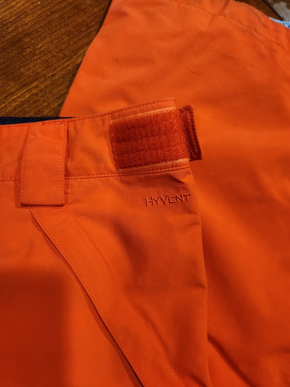 The North Face Men’s Orange Cargo Snow Pants Size Small